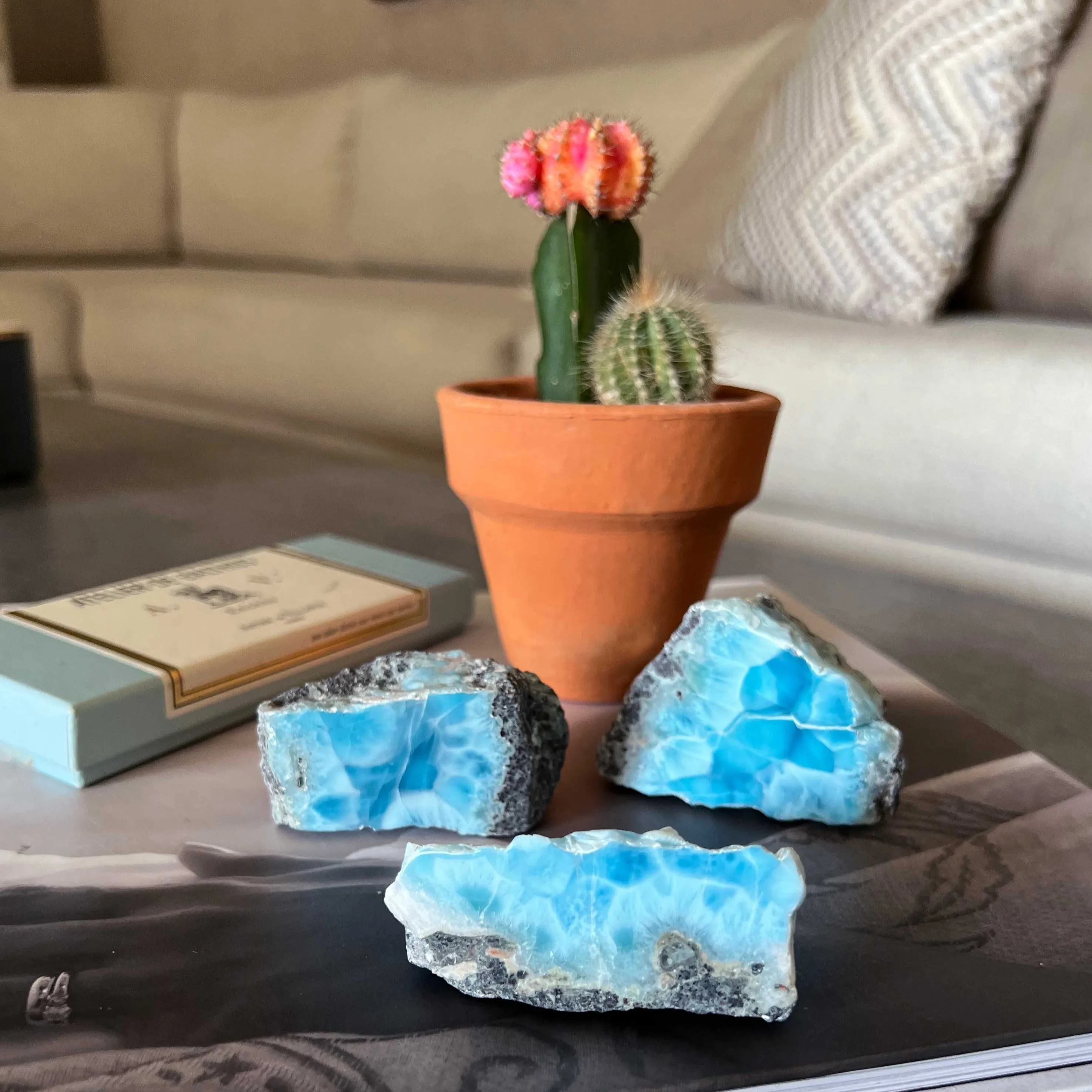 Larimar Paperweights Mazarine, Set