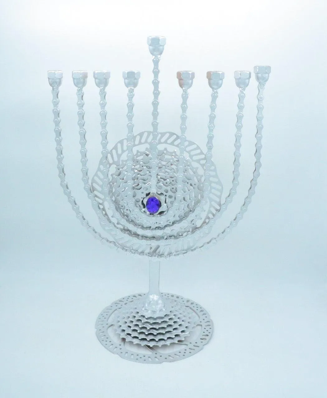 Menorah sculpture (Hana)