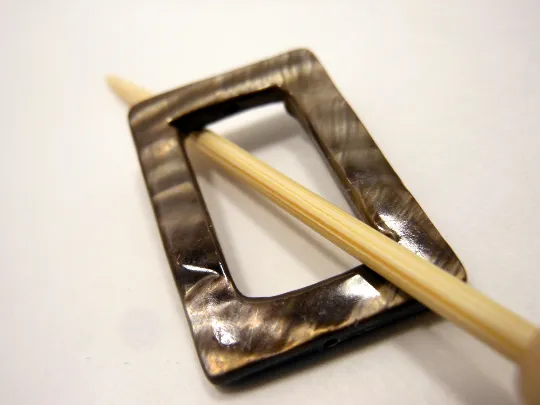 Mother of Pearl Rectangular Shawl Pin "Berth"