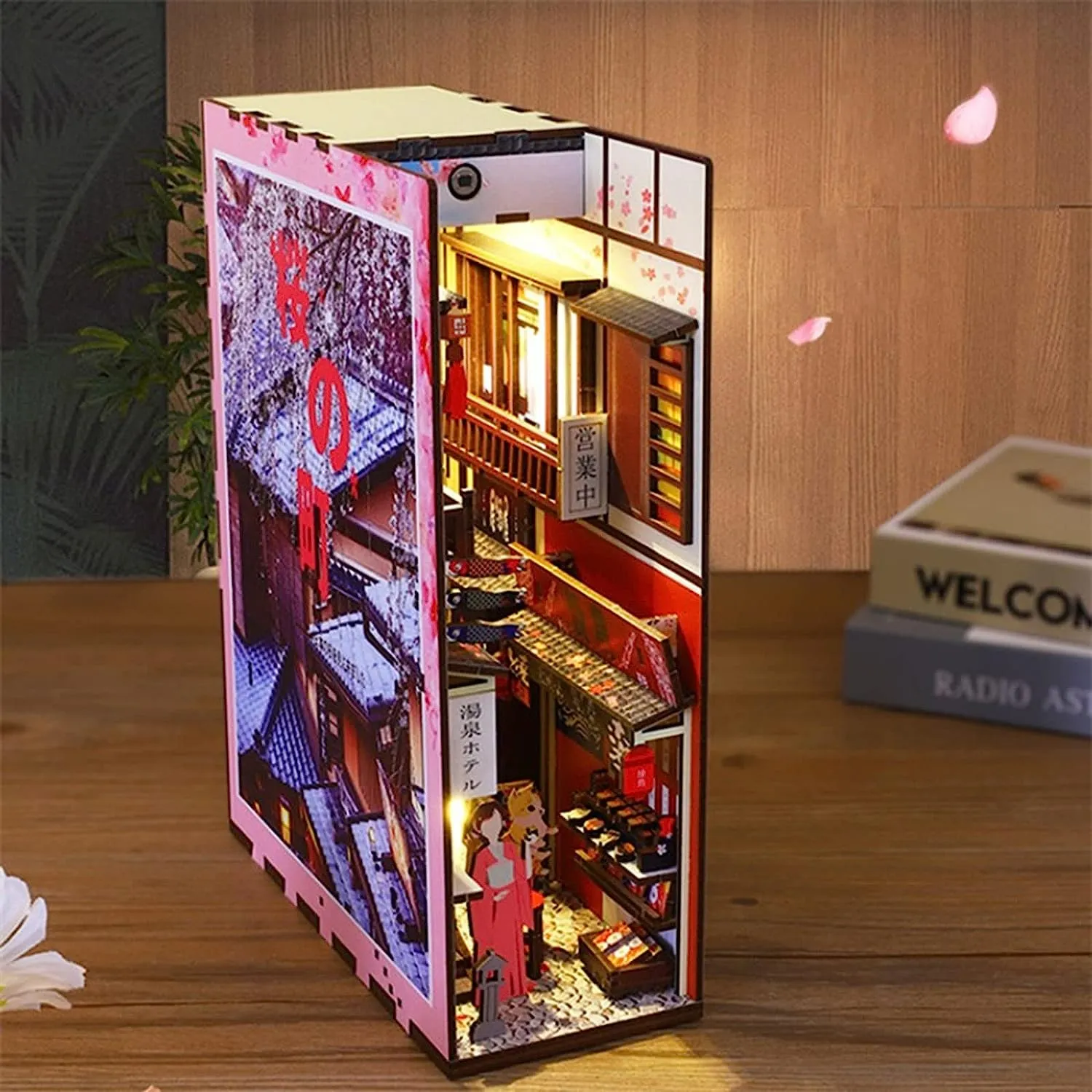 🌸Sakura Alley 3D Wooden Book Nook Kit